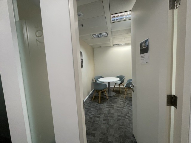 RM705 photo 3